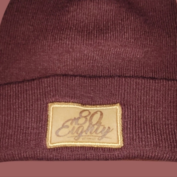 80EIGHTY MAROON PATCH BEANIE PREMIUM AUTOMOTIVE APPAREL ONE SIZE ~ FITTED - Picture 2 of 3